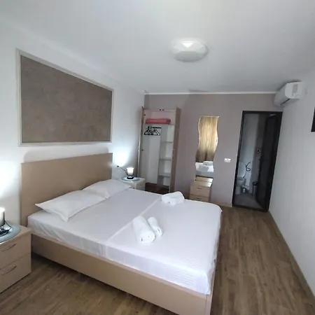 Casa Raluca 3* مانغاليا