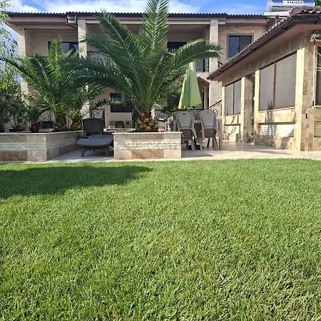 بيت ضيافة Casa Raluca
